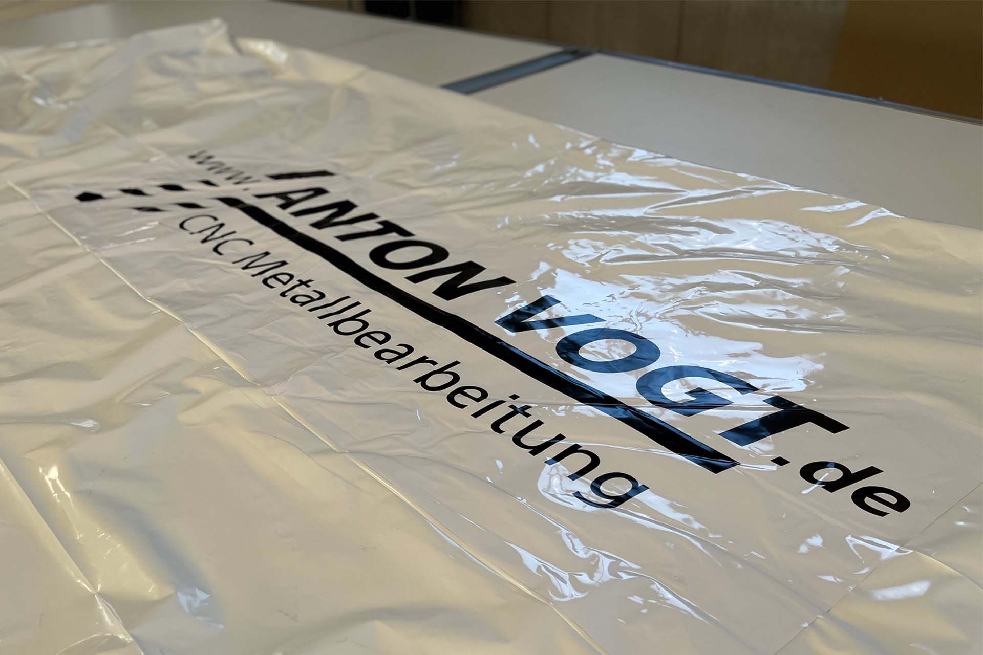 Transport sticker with desired motif Transportaufkleber
