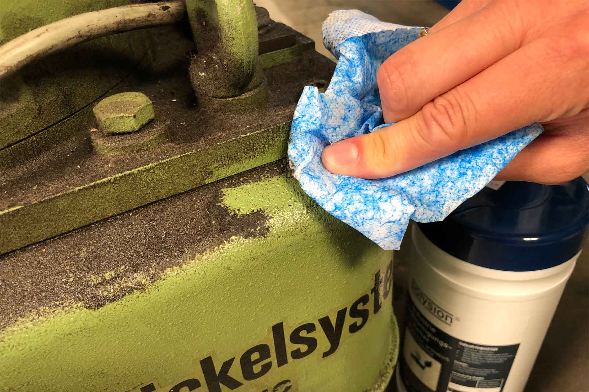 Industrial Wet Cleaning Wipes